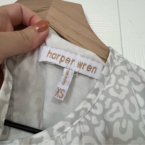 Harper Wren Animal Print White and Gray Patterned Dress - Picture 3 of 7